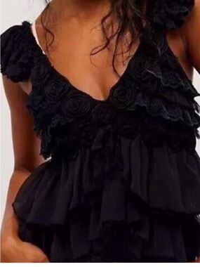 Free People “all dolled up” bodysuit, sz L